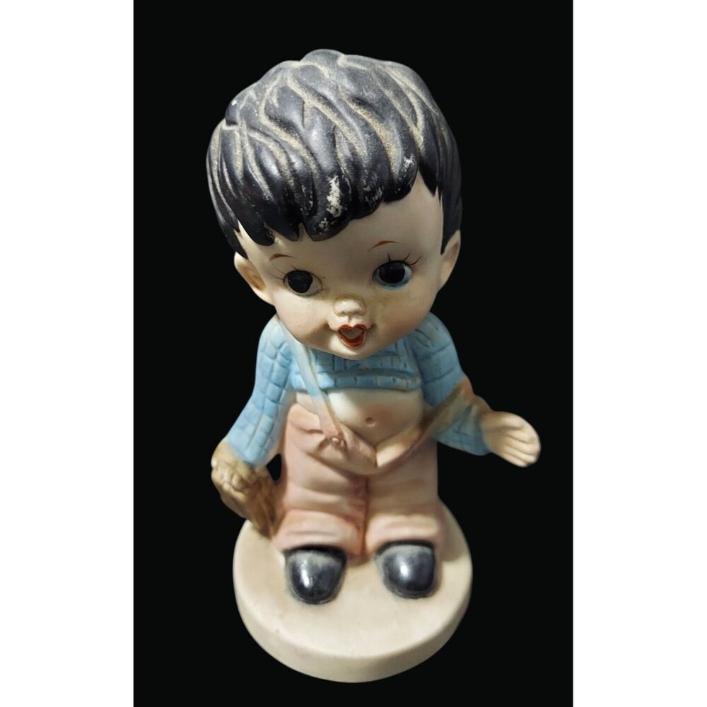 Vintage 1982 Ceramic Figurine Of A Boy SO3 F
